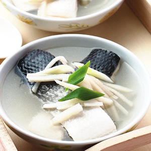 酸筍絲魚湯::食譜