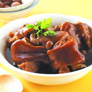 花生滷豬腳(2)::食譜